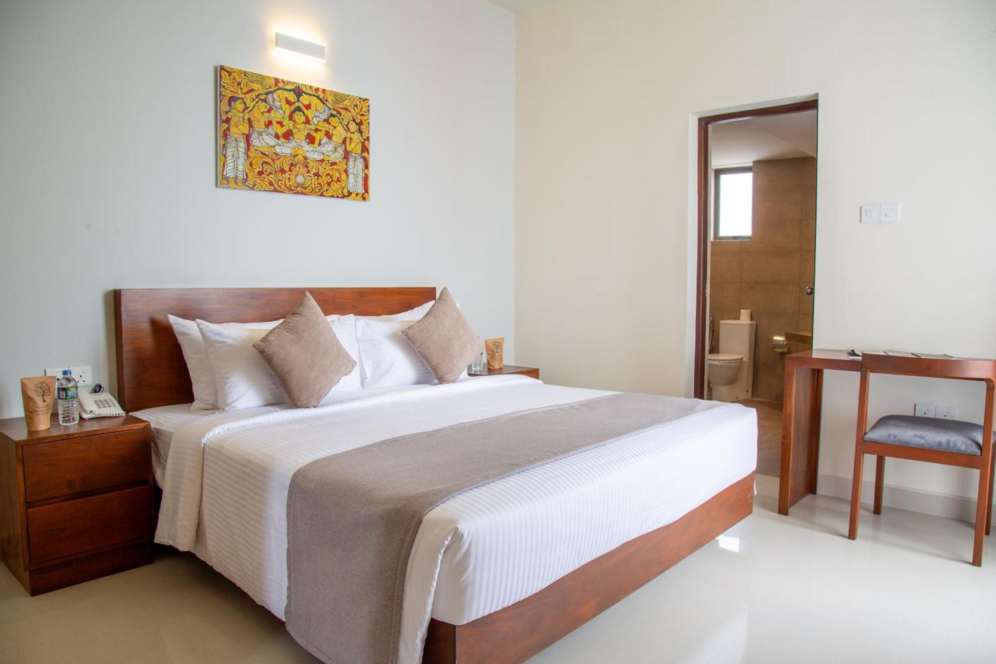 Marine Suites Коломбо Экстерьер фото