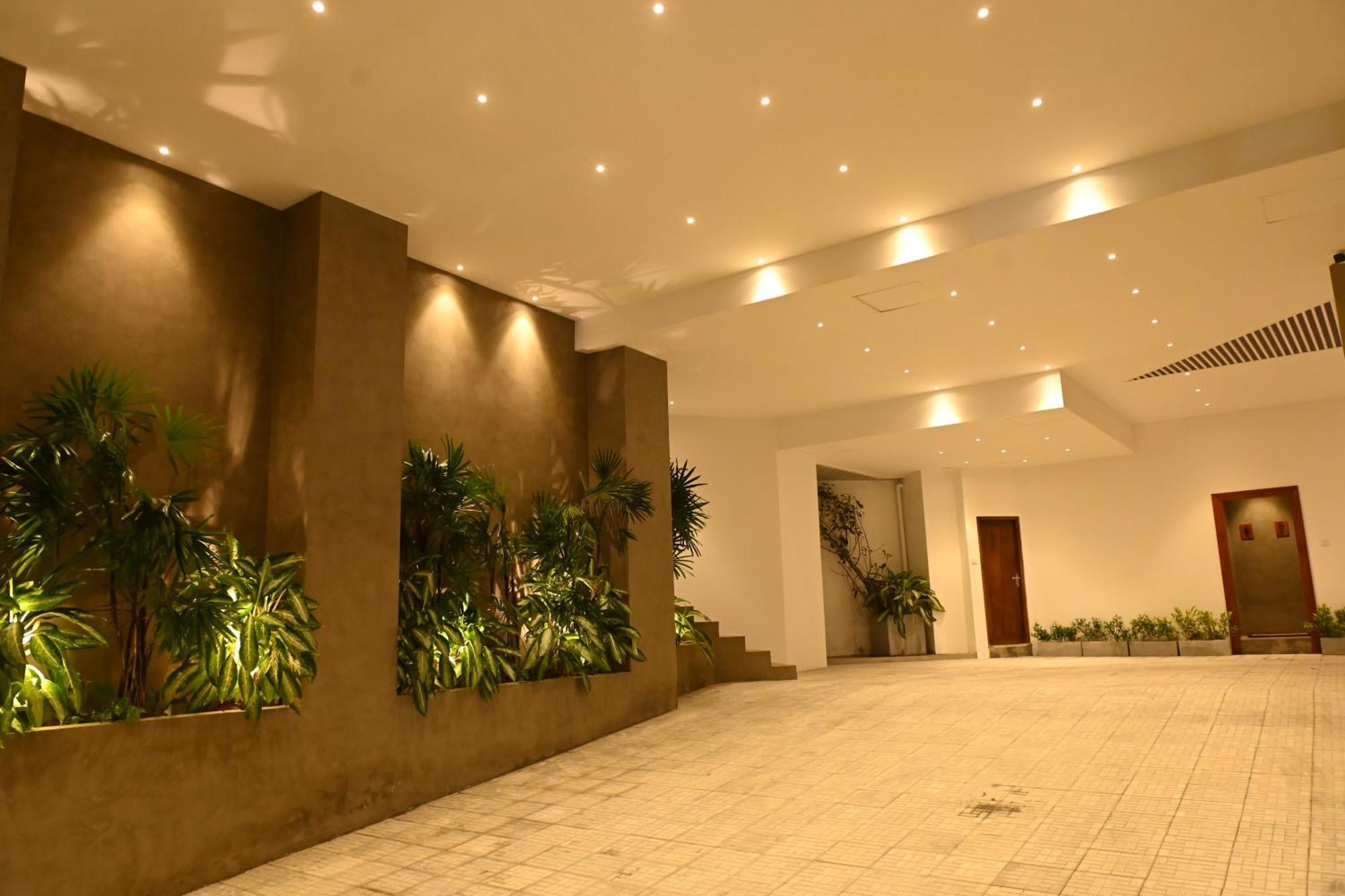 Marine Suites Коломбо Экстерьер фото